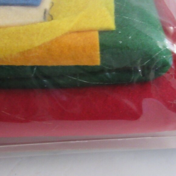 Bucilla Jungle Bells Animals 43" Round Felt Christmas Tree Skirt Kit 83020 NEW - Picture 12 of 13